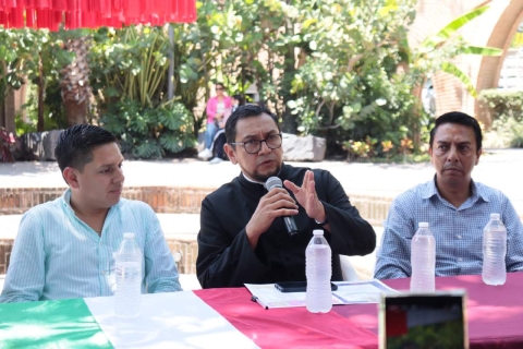 Autoridades municipales y eclesiásticas dieron a conocer el calendario de las actividades.