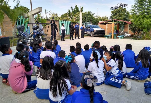 Los talleres llegarán a todos los planteles educativos del municipio.