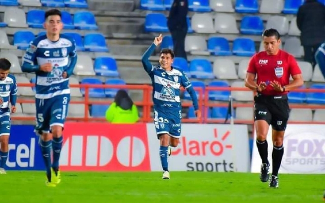 Carlos Sánchez anota su primer gol con el Pachuca en la Liga MX