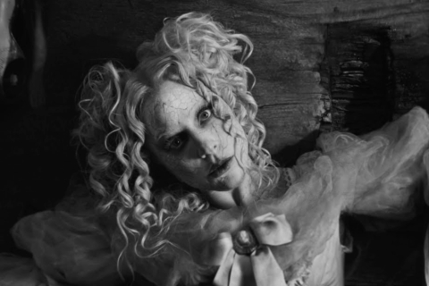 Lady Gaga y Tim Burton estrenan The Dead Dance, tema para la nueva temporada de Merlina