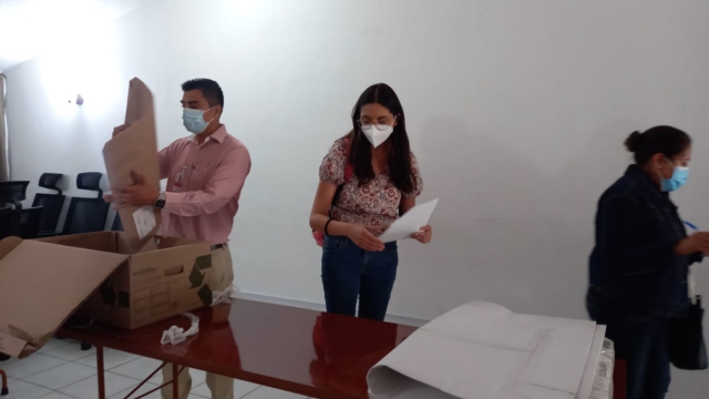 Recibe INE Morelos papeletas para consulta