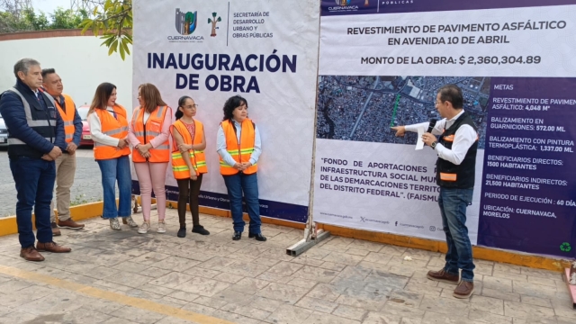 Inaugura alcalde de Cuernavaca obra de revestimiento de pavimento asfáltico en avenida 10 de Abril