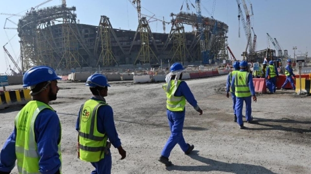 Qatar 2022 y los 6 mil 500 trabajadores muertos por construir los estadios ¿qué se sabe del caso?
