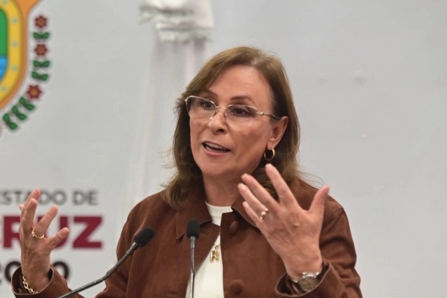 Nahle acusa 'ataque sistem&aacute;tico' por derrame en Veracruz