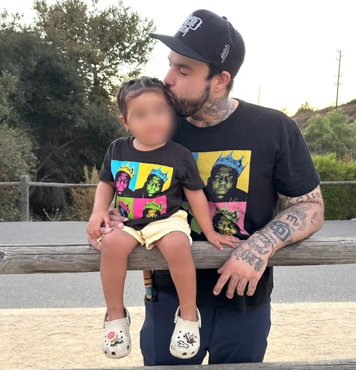 Emiliano Aguilar comparte emotivo momento con su hija y aclara rumores sobre su nombre