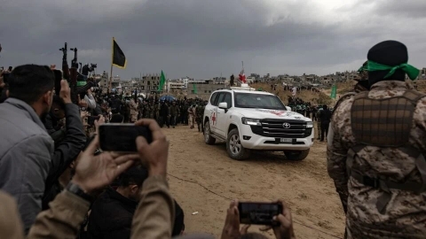 Israel liberará 602 presos palestinos el sábado a cambio de seis rehenes