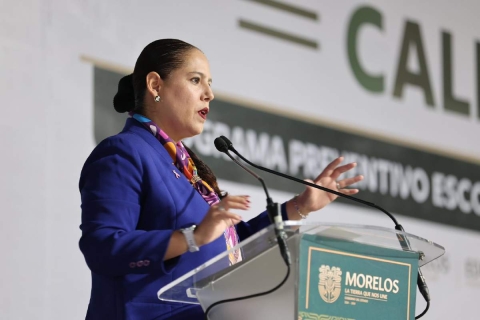 Mediante el programa &ldquo;Calm&eacute;cac&rdquo; se previenen situaciones de violencia y adicciones en escuelas, destac&oacute; la secretaria de Educaci&oacute;n, Karla Herrera. 