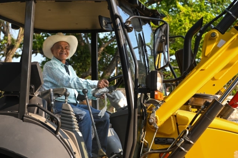 El ideal revolucionario de justicia al campo se refuerza en Morelos con entrega de maquinaria agr&iacute;cola