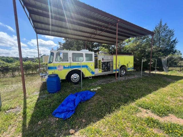 Bomberos voluntarios de Tehuixtla están cerca de reunir el dinero para ir un camión de bomberos, modelo 93, donado por una Fundación norteamericana. 