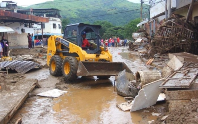 Venezuela reporta 22 muertos y 52 desaparecidos por un deslave