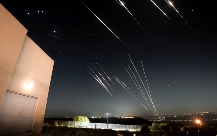 Irán e Israel intensifican ataques en sexta jornada de enfrentamientos