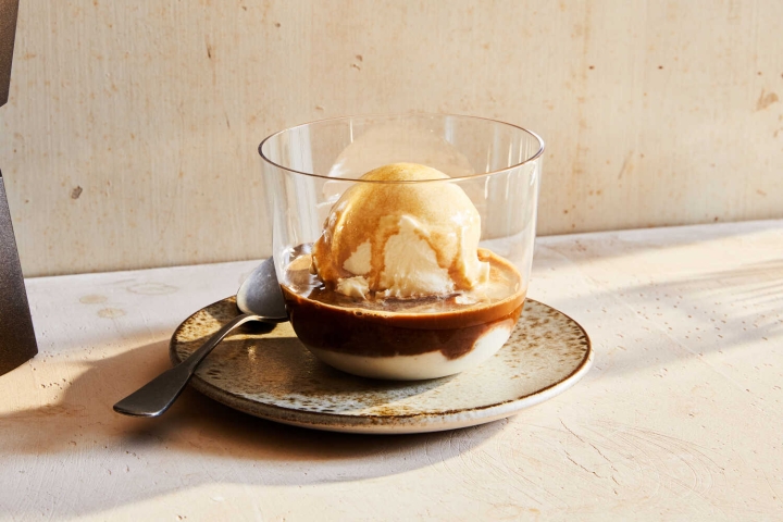 Refresca tus tardes con un affogato casero irresistible