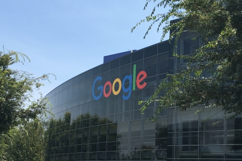 Google amplía funciones de Gemini y NotebookLM con soporte de audio e informes personalizados