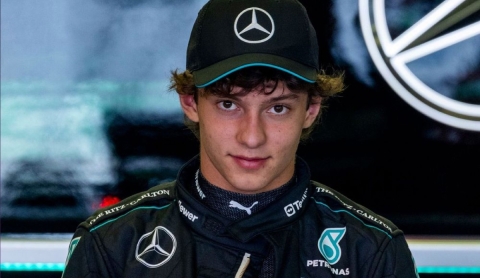 Andrea Kimi Antonelli hace historia en el GP de Japón