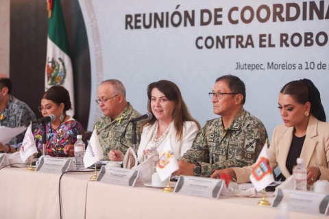 La gobernadora Margarita González Saravia encabezó ayer la reunión regional de seguridad con las gobernadoras de Ciudad de México, Estado de México y Guerrero, así como representantes de los gobiernos de Querétaro, Hidalgo, Tlaxcala y Puebla. 