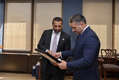 Garc&iacute;a Harfuch se re&uacute;ne con director del FBI en Washington