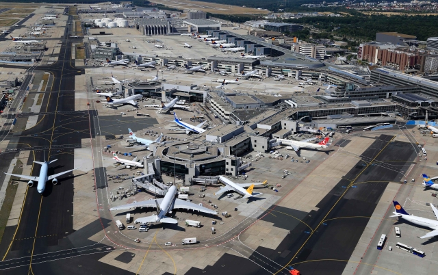 Encuentran bomba de fósforo de la Segunda Guerra Mundial en el Aeropuerto de Frankfurt
