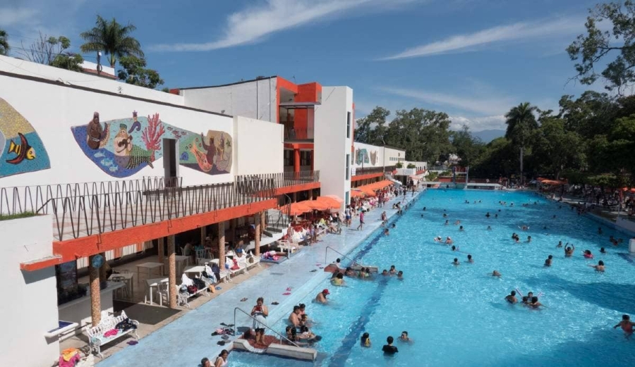 Se preparan balnearios para puente largo y temporada vacacional