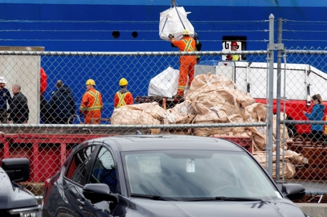 Llegan a Canadá los restos del sumergible Titán recuperados del Atlántico