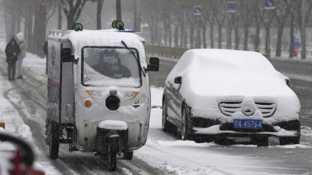 China cancela más de 60 vuelos debido a intensa ola invernal
