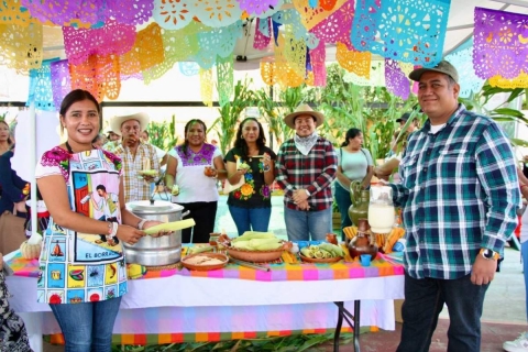 La conmemoración permitió resaltar la importancia del maíz en la gastronomía mexicana.