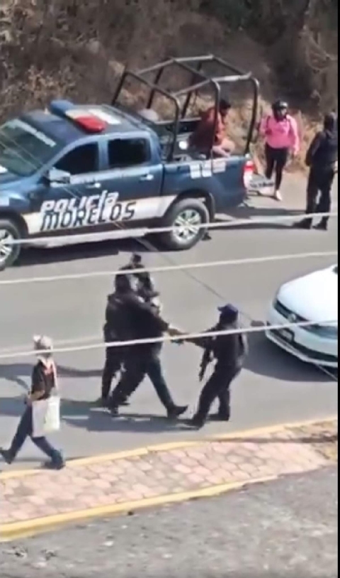 Tres personas fueron detenidas con fuerza excesiva, pero si no hay denuncia, no se investigará nada, confirmó la síndica municipal.