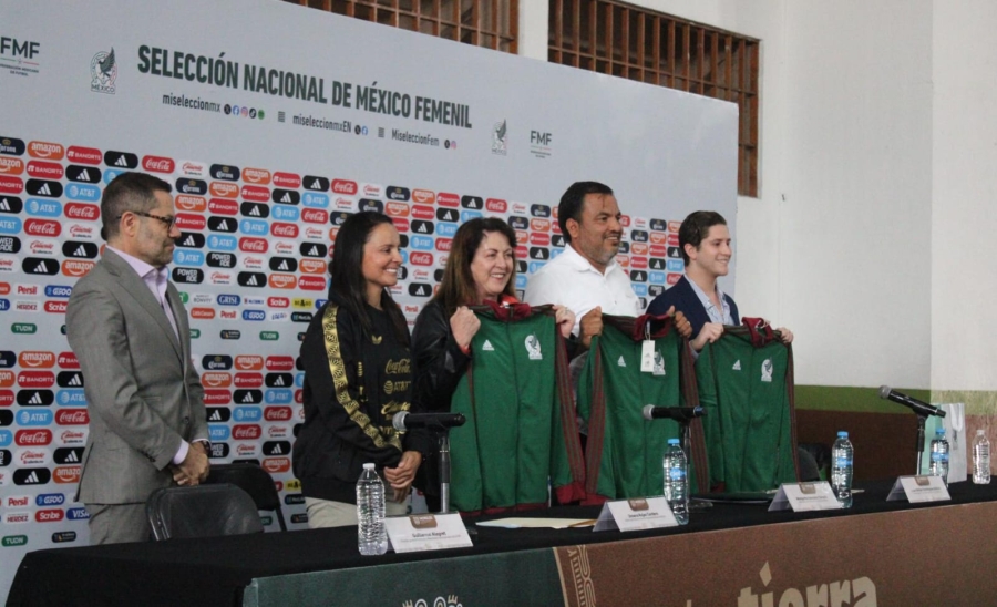 Anuncia gobernadora próximo partido de la Selección Nacional de México Femenil contra Colombia, en Zacatepec