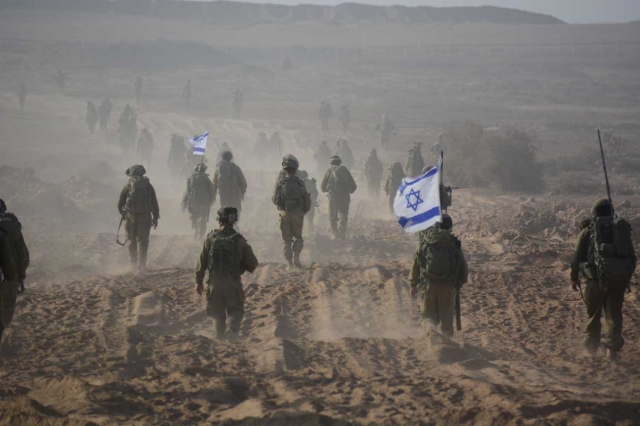 Ejército israelí admite haber matado civiles palestinos en reparto de ayuda en Gaza