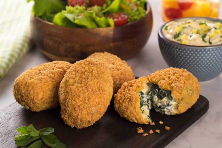 Disfruta de unas ricas croquetas de espinaca con queso