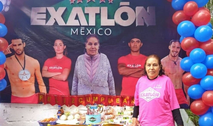 Abuelita celebra su cumpleaños con fiesta del Exatlón.