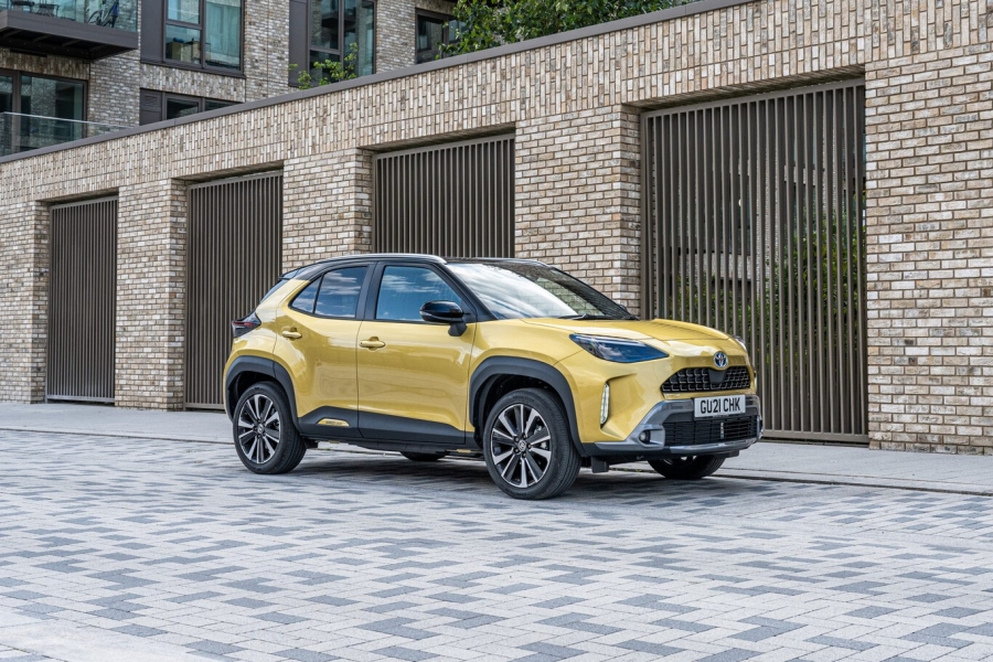 Toyota detiene producción en varios modelos ante crisis significativa