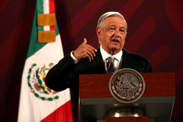 AMLO agradece a Biden por demandar a Texas por ‘muro flotante’