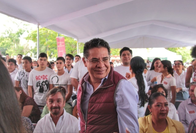 En Morena hay congruencia política: Rabindranath Salazar Solorio