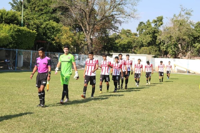 Los equipos morelenses buscan llegar a la liguilla de la tercera división.