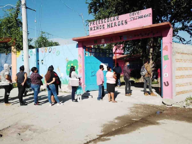 La gente votó de manera ordenada.