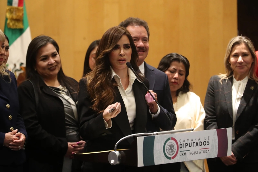 Gloria Trevi celebra nueva ley contra la trata de blancas