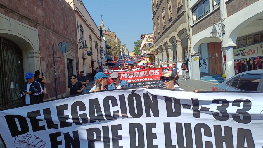 Se movilizan maestros en demanda de la cancelación definitiva de reforma a Ley del ISSSTE