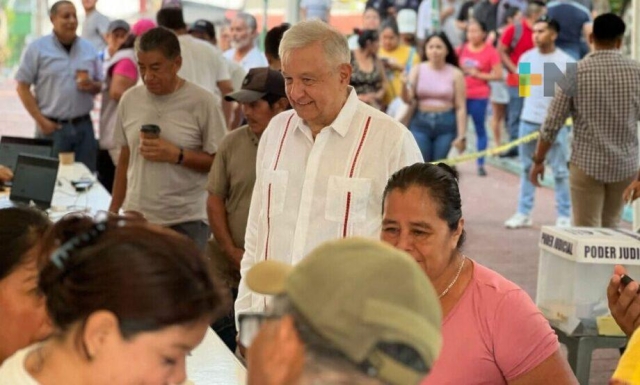 AMLO reaparece y participa en histórica elección judicial: &#039;México es democrático&#039;