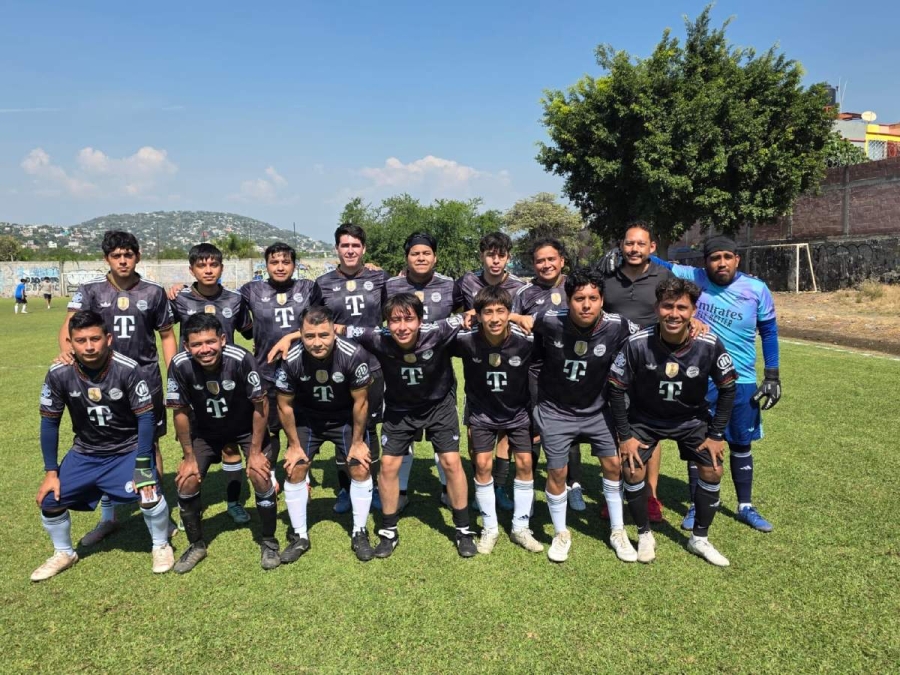 La escuadra del Cumbres FC trató de salir con el triunfo en los últimos minutos del partido, pero ya no le alcanzó el tiempo.
