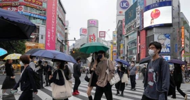 El PIB de Japón cayó un 0.8 por ciento.