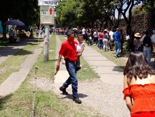 Se desbordó afluencia de jóvenes en vacunación