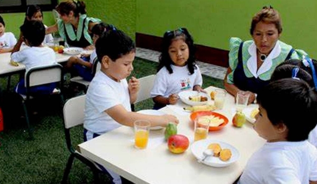 Necesario, respaldar escuelas saludables: padres de familia