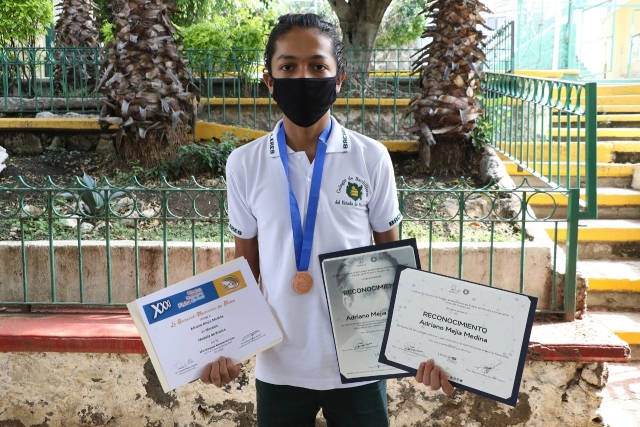 Asistirá alumno del Cobaem a concursos internacionales de Física