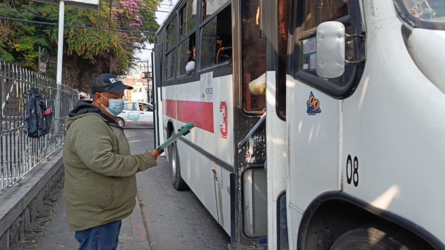 'Checadores' de paso del transporte público solicitaron reunirse con autoridades de Movilidad