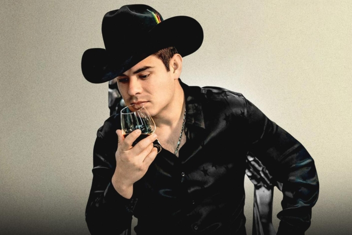 Desmienten ataque armado contra Alfredo Olivas: el cantante confirma que está a salvo