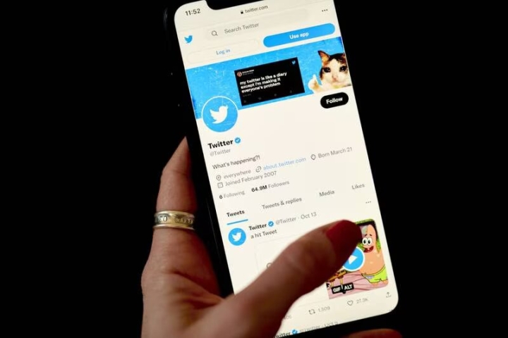 Twitter Blue: Musk reinstala ‘palomita azul’ a cuentas pese a no pagar el servicio