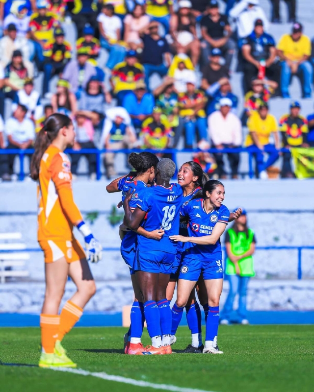 Las Celestes pegaron primero en el partido, pero no lograron mantener la ventaja.