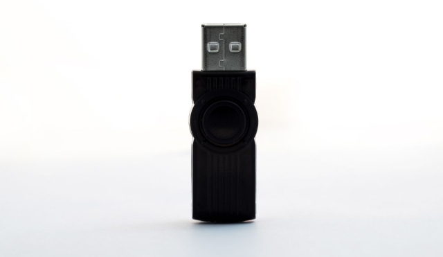 Este es el error más común al usar una USB y podría borrar todos tus archivos