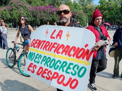 Protestan contra la gentrificación y el turismo masivo en Ciudad de México