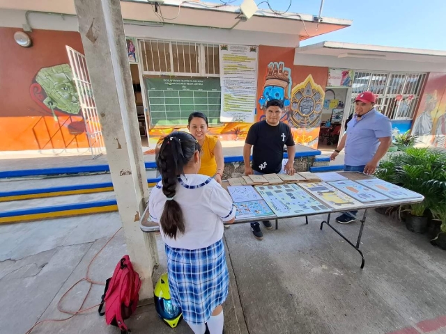  Imparte Conafor pl&aacute;tica sobre prevenci&oacute;n de incendios forestales en Coahuixtla